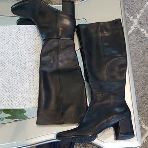 Calvin Klein Black Heeled Boots. Boot Height: 19".Heel: 2.5".Very Good Condition